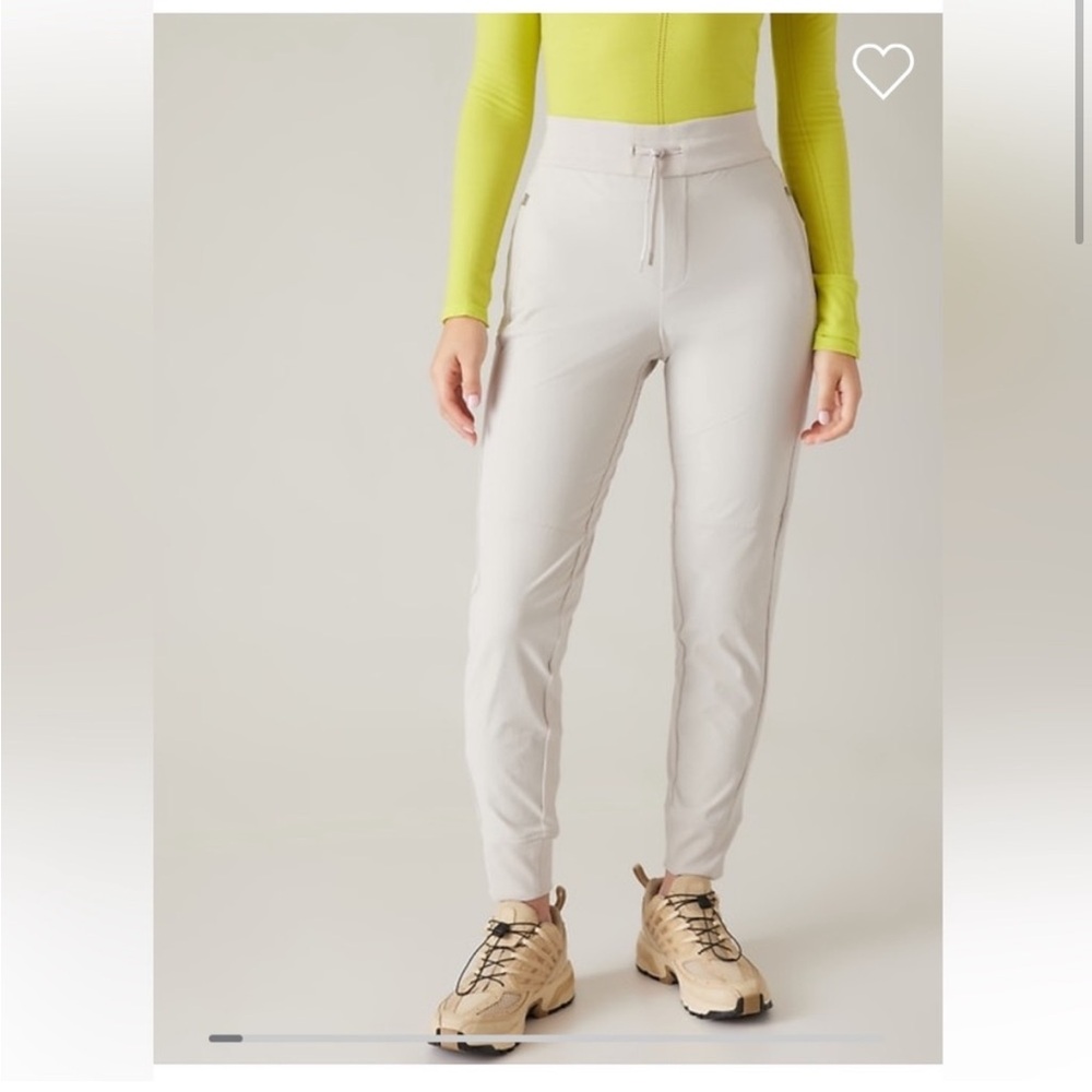 Athleta Headlands Hybrid Trek Jogger in Gray New with tags